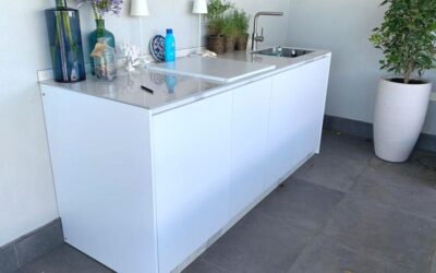 How to furnish and organize an outdoor kitchen: principles to keep in mind